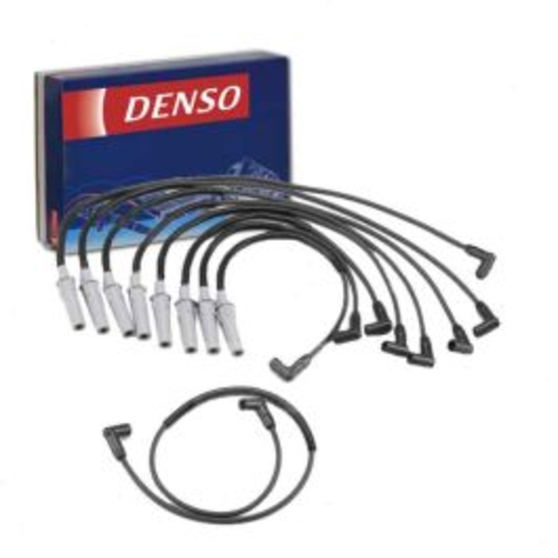 Denso 671-8117 Spark Plug Wire Set