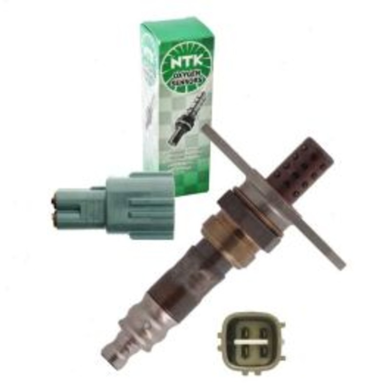NGK NTK Upstream Oxygen (O2) Sensor for 1992-1995 Toyota Pickup 2.4L 3.0L L4 V6