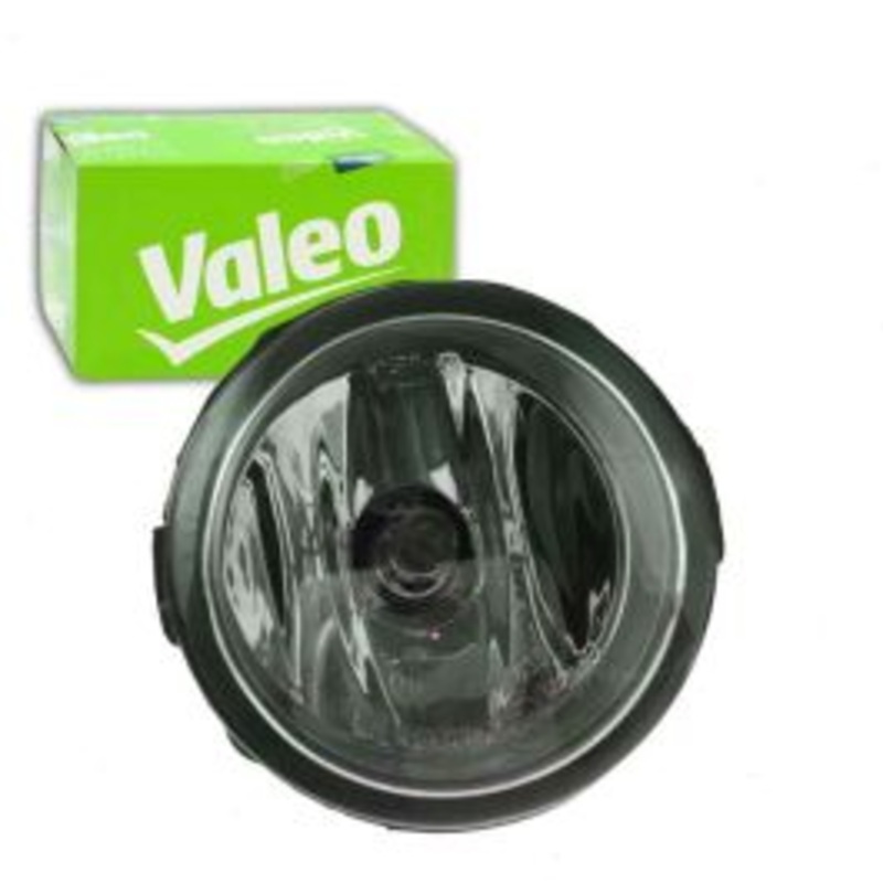 Valeo Right Fog Light for 2011-2013 Nissan Juke