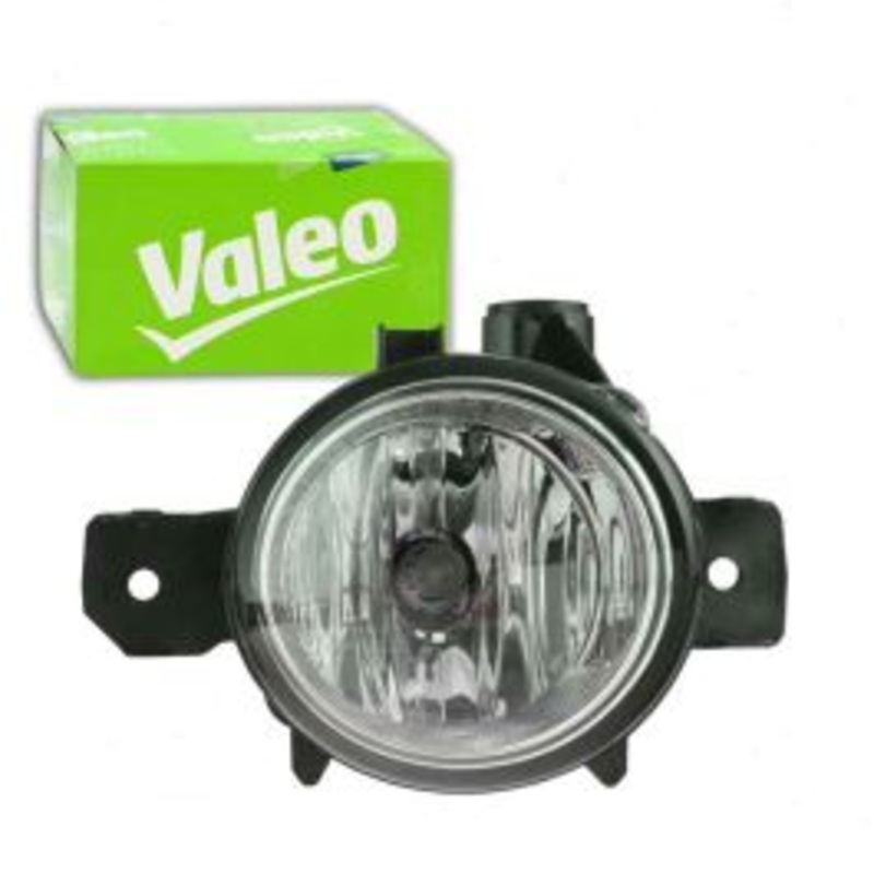 Valeo Front Right Fog Light for 2013-2015 BMW X1