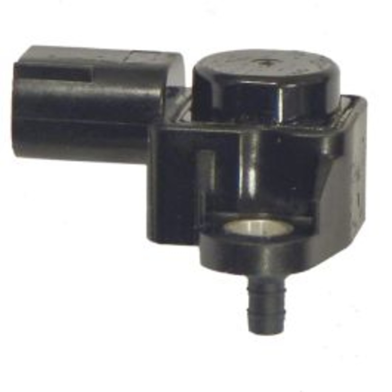 Hitachi Manifold Absolute Pressure Sensor for 2013 Mercedes-Benz GL550 4.7L V8
