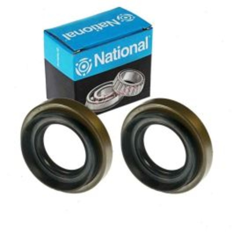 2 pc National Front Axle Differential Seals for 1986-1989 Toyota Pickup