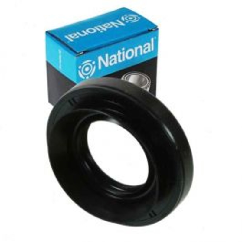 National Front Outer Differential Pinion Seal for 2006-2010 Infiniti M45