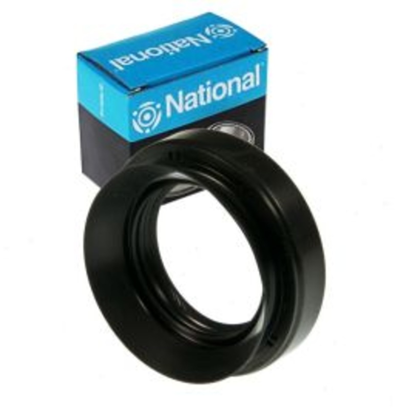 National Front Transfer Case Output Shaft Seal for 2004-2015 Nissan Titan